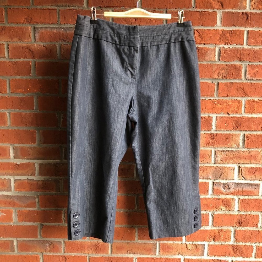 Harve' Bernard Stretch Capri Button Leg Pants - Size 10‎